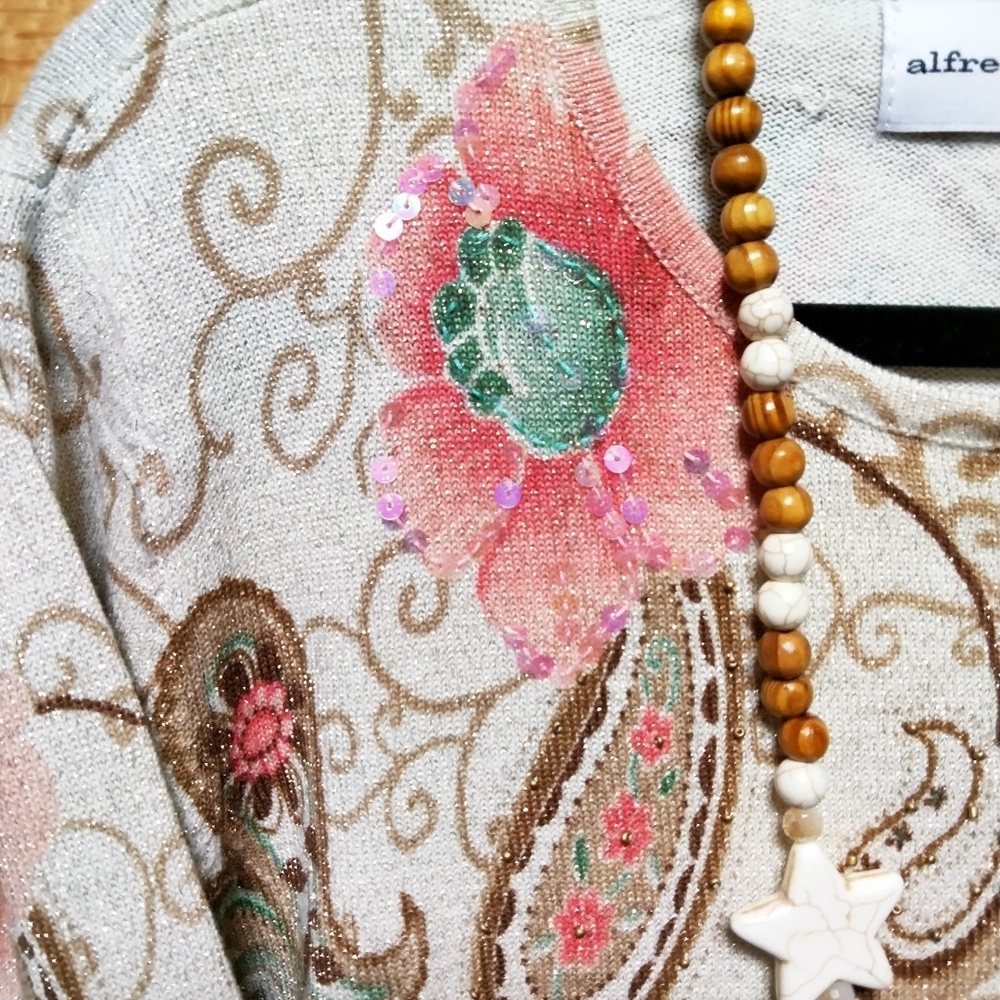 Alfred Dunner Shimmery Cream Floral & Pasley Sweater Shirt - Picture 6 of 14